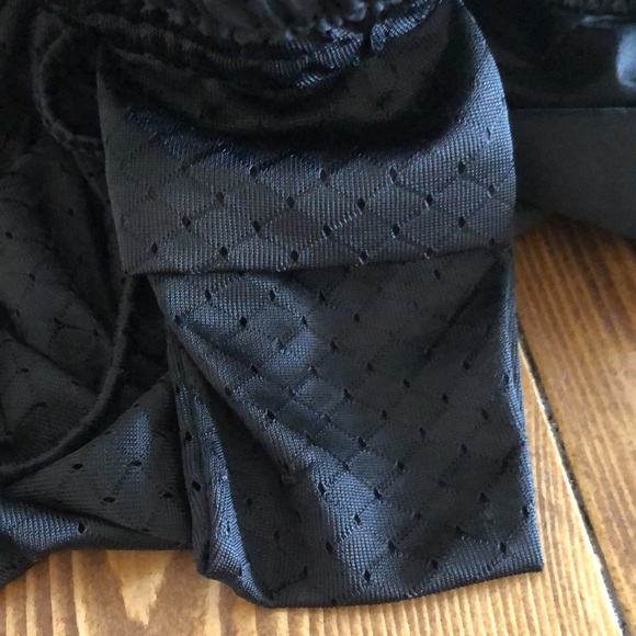 🎉5/$15 🎉 Adidas Shorts (S) - Picture 6 of 7